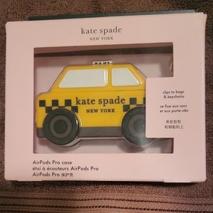 Kate Spade AirPods Pro Case (taxi)